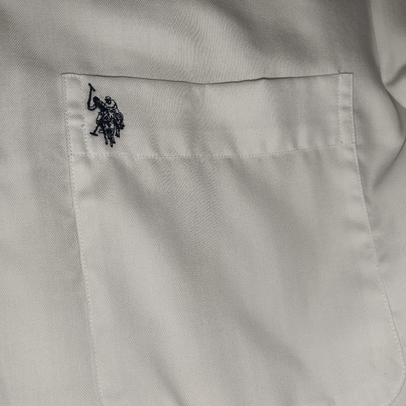 Men's "US Polo Assn" Long Sleeve Dress Shirt - Picture 3 of 4